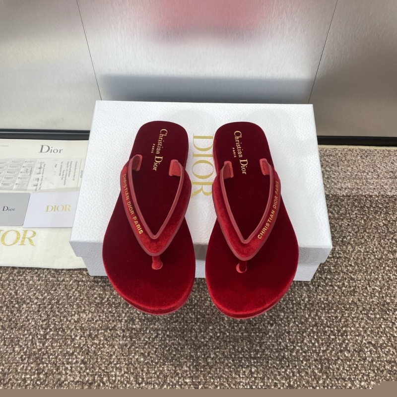 ch**an D*or slippers